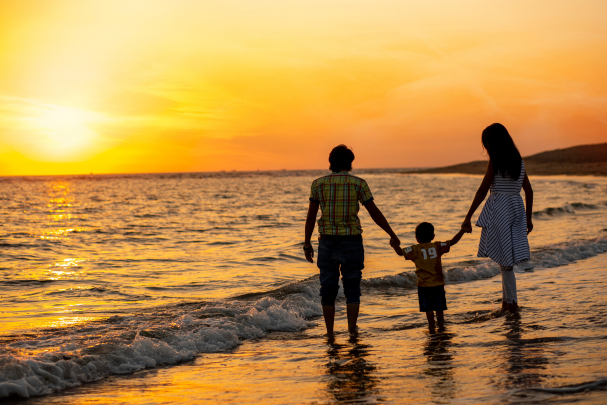 How to Plan a Holiday With Family From Scratch